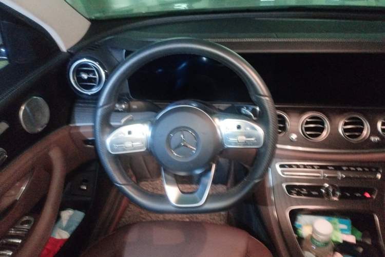 Used Mercedes-Benz E-Class 2019 Restyled E 300 L Sport Luxury Edition Steering Wheel