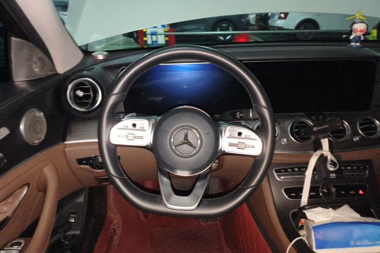 Used Mercedes-Benz E-Class 2019 E 260 L Sport 4MATIC Steering Wheel