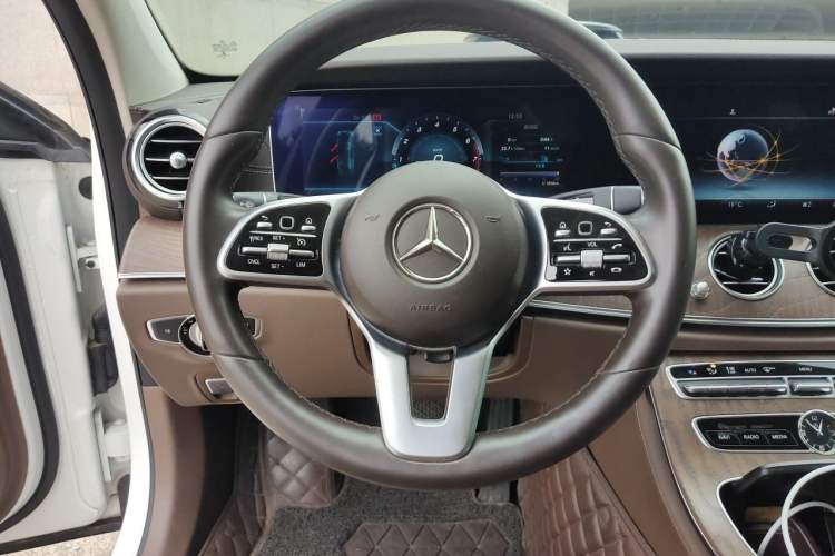 Used Mercedes-Benz E-Class 2019 E 200 L Steering Wheel
