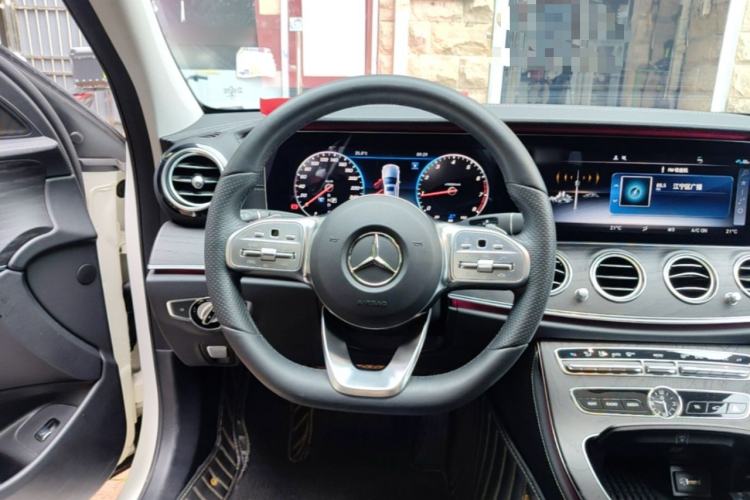Used Mercedes-Benz E-Class 2019 Restyled E 300 L Sport Luxury Edition Steering Wheel