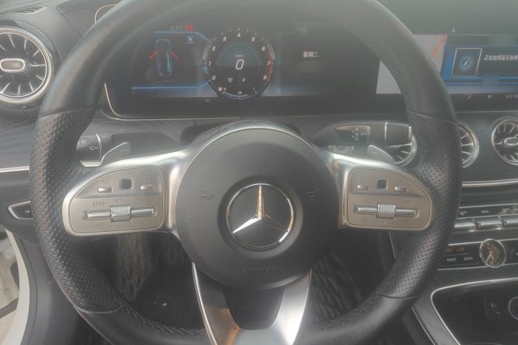 Used Mercedes-Benz E-Class 2019 E 200 Coupe Steering Wheel
