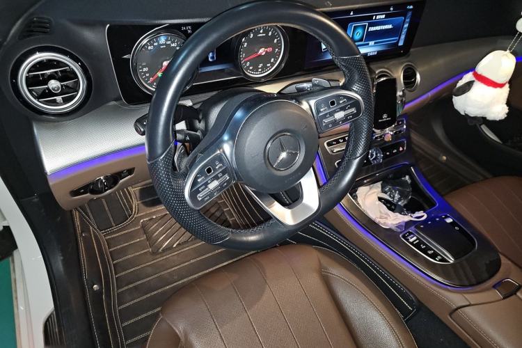 Used Mercedes-Benz E-Class 2019 E 200 Sport Edition Steering Wheel