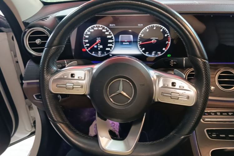 Used Mercedes-Benz E-Class 2019 Restyled E 300 L Sporty and Stylish Edition Steering Wheel