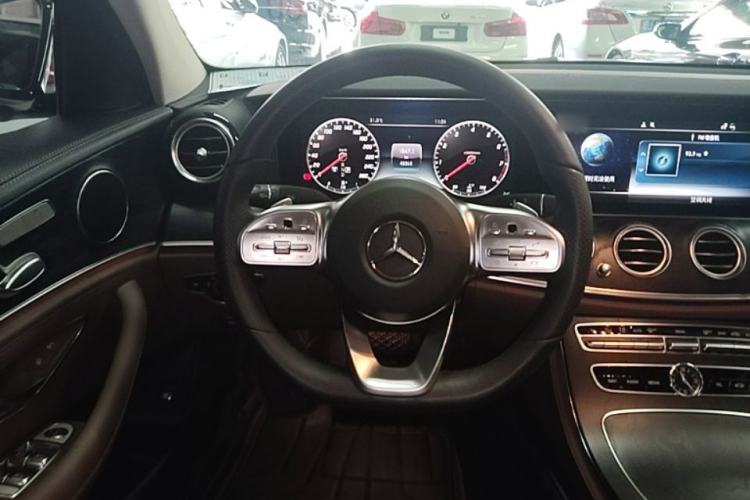 Used Mercedes-Benz E-Class 2019 E 200 L Sport Edition Steering Wheel
