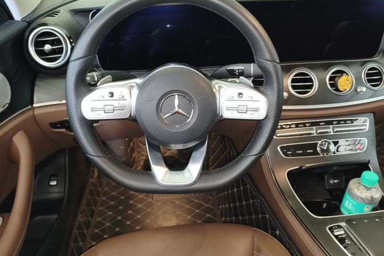 Used Mercedes-Benz E-Class 2019 E 300 L Sport Luxury Edition Steering Wheel