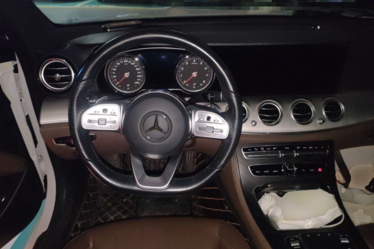 Used Mercedes-Benz E-Class 2019 E 200 Sport 4MATIC Steering Wheel