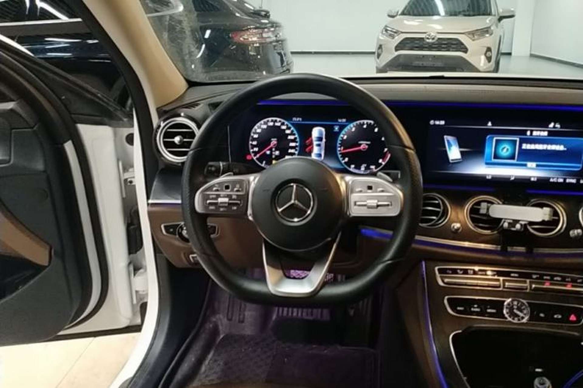 Used Mercedes-Benz E-Class 2019 E 200 L Sport Edition Steering Wheel
