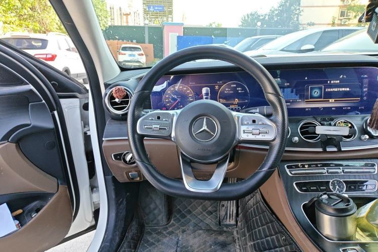 Used Mercedes-Benz E-Class 2019 Restyled E 300 L Sporty and Stylish Edition Steering Wheel