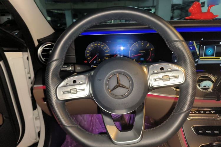 Used Mercedes-Benz E-Class 2019 E 260 L Sport Edition Steering Wheel