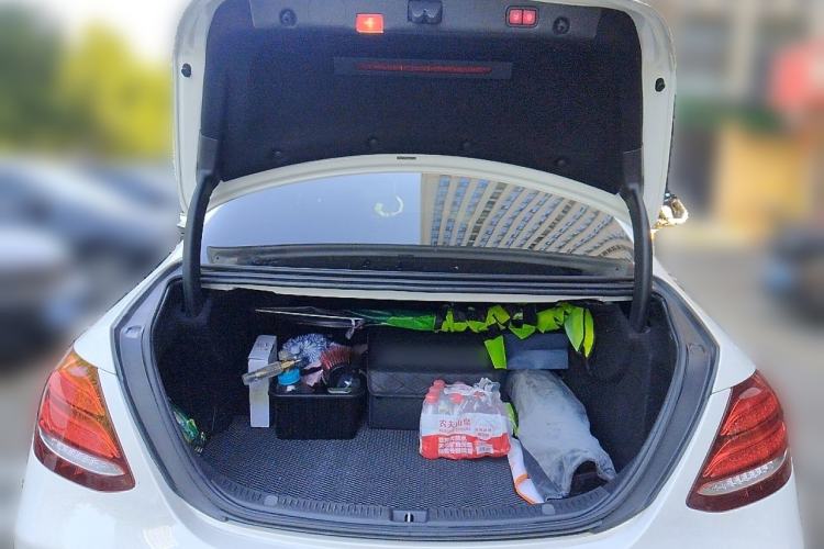 Used Mercedes-Benz E-Class  Trunk