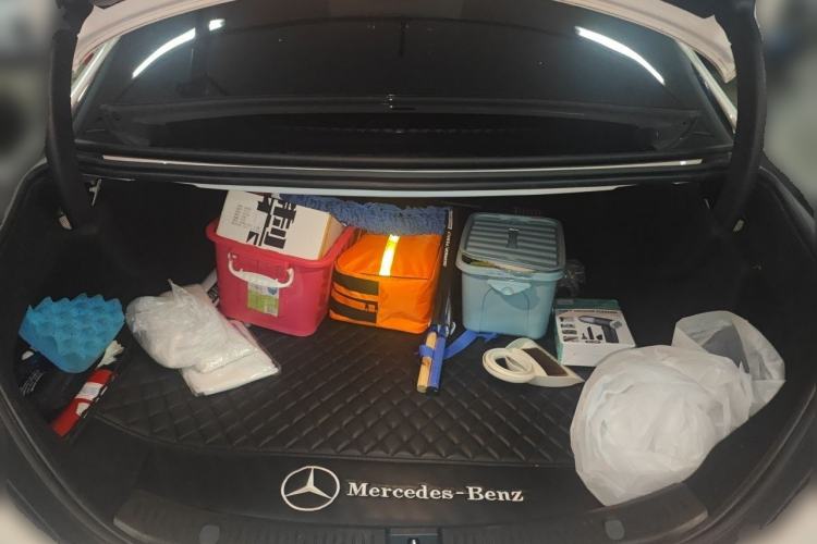 Used Mercedes-Benz E-Class 2019 E 260 Sport Edition Trunk