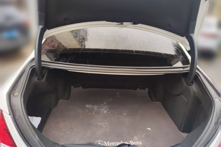 Used Mercedes-Benz E-Class 2019 E 300 L Sport Luxury Edition Trunk