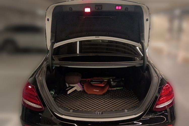 Used Mercedes-Benz E-Class 2019 Restyled E 300 L Sport Luxury Edition Trunk