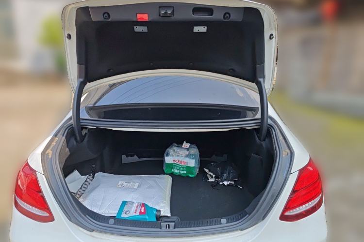 Used Mercedes-Benz E-Class 2019 E 200 L Sport Edition Trunk