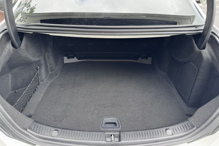 Used Mercedes-Benz E-Class 2019 E 260 L Sport Edition Trunk