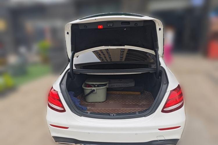 Used Mercedes-Benz E-Class 2019 E 200 L Sport Edition Trunk