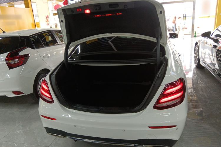 Used Mercedes-Benz E-Class 2019 Restyled E 300 L Sporty and Stylish Edition Trunk