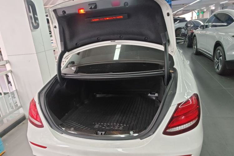 Used Mercedes-Benz E-Class 2019 Restyled E 300 L Sport Luxury Edition Trunk