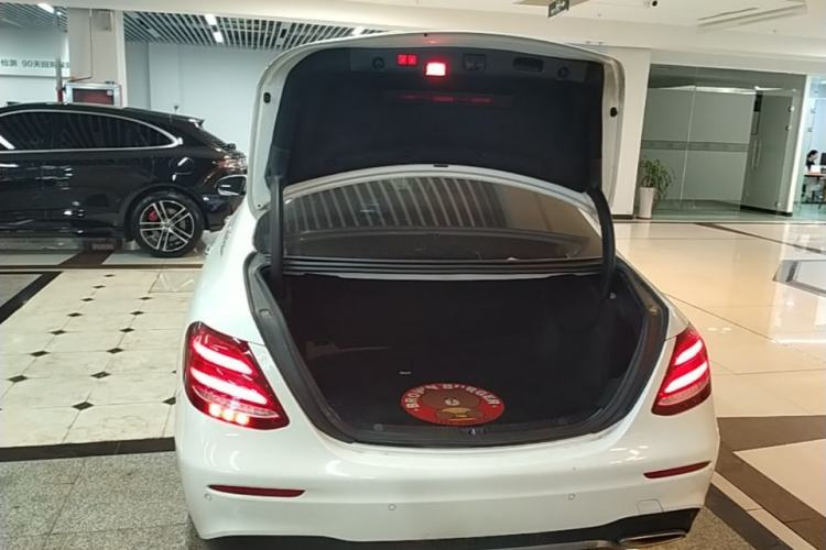 Used Mercedes-Benz E-Class 2019 E 200 L Sport Edition Trunk