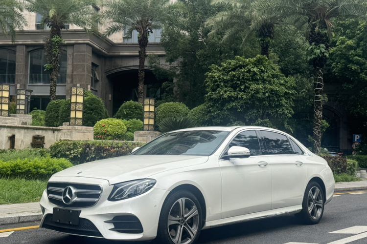 Used Mercedes-Benz E-Class 2019 E 200 L Sport Edition Guazi used car, China used car export, Used car for sale, Used cars, Cheapest cars for sale
