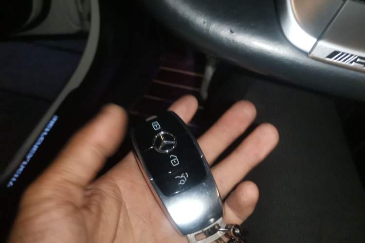 Used Mercedes-Benz E-Class 2019 Restyled E 300 L Sport Luxury Edition Vehicle Key