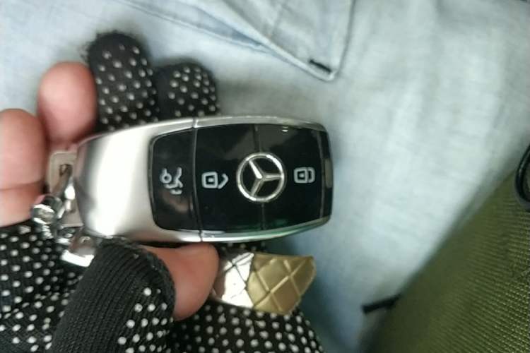 Used Mercedes-Benz E-Class 2019 E 200 L Sport Edition Vehicle Key