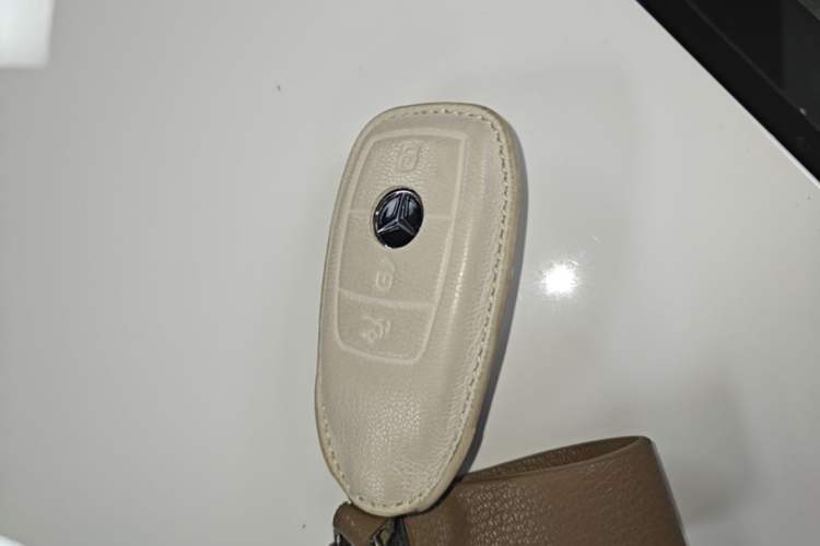 Used Mercedes-Benz E-Class 2019 Restyled E 300 L Sport Luxury Edition Vehicle Key