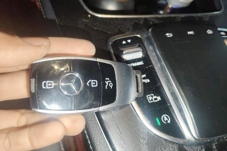 Used Mercedes-Benz E-Class 2019 E 260 Sport Edition Vehicle Key