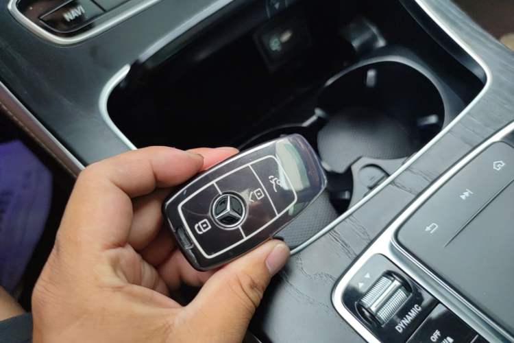 Used Mercedes-Benz E-Class 2019 E 260 L Sport Edition Vehicle Key