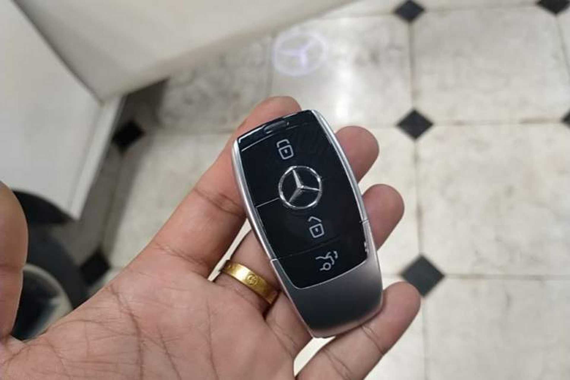 Used Mercedes-Benz E-Class 2019 E 200 L Sport Edition Vehicle Key