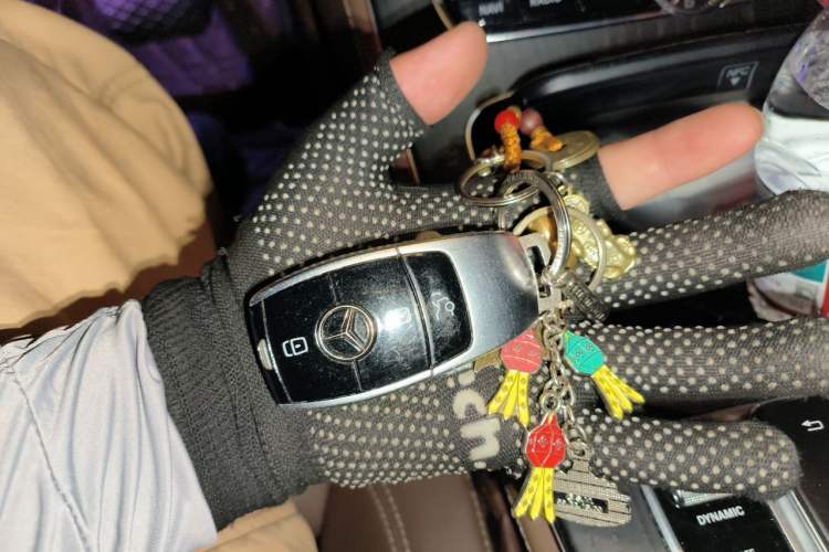 Used Mercedes-Benz E-Class 2019 E 260 L Sport Edition Vehicle Key