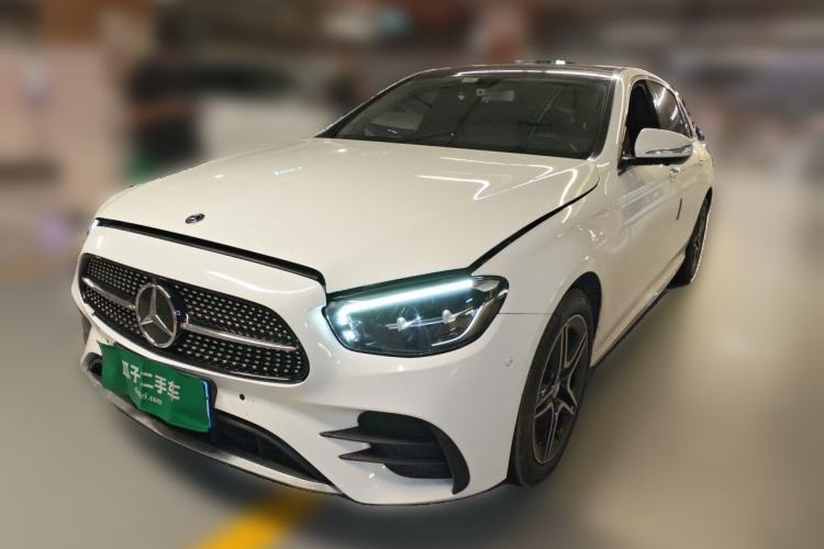 Used Mercedes-Benz E-Class 2019 Restyled E 300 L Sporty and Stylish Edition Guazi used car, China used car export, Used car for sale, Used Mercedes-Benz cars, Cheapest cars for sale