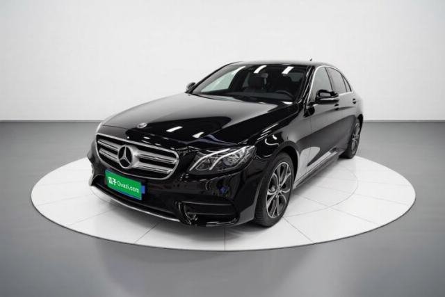 Ojetý Mercedes-Benz E-Class 2020 Restyled E 300 L Sporty and Stylish Edition