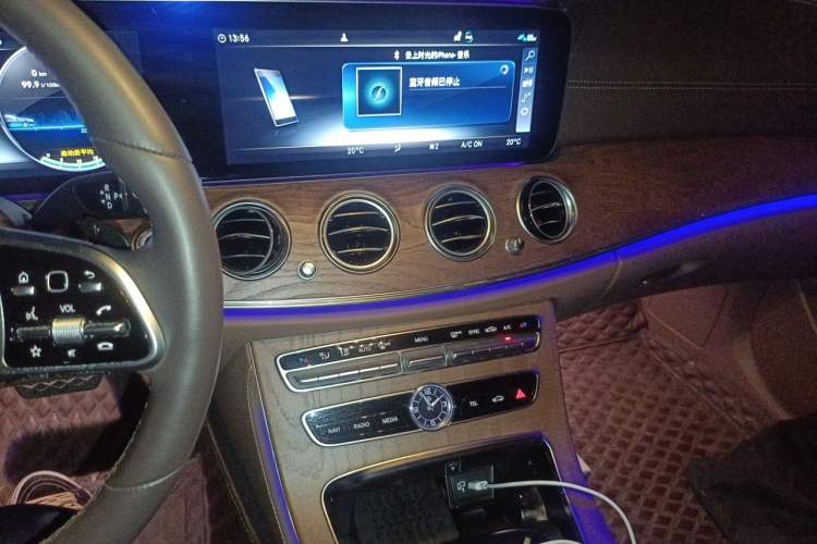 Used Mercedes-Benz E-Class 2020 Facelift E 300 L Stylish Edition Audio And AC Panel