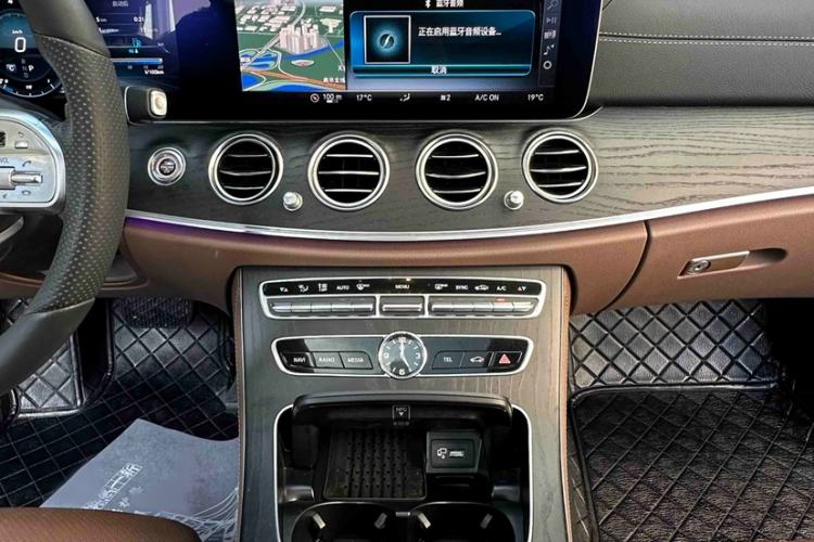 Used Mercedes-Benz E-Class 2020 Restyled E 300 L Sport Exclusive Edition Audio And AC Panel