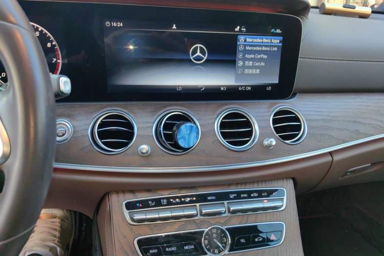 Used Mercedes-Benz E-Class 2020 Facelift E 260 L Audio And AC Panel