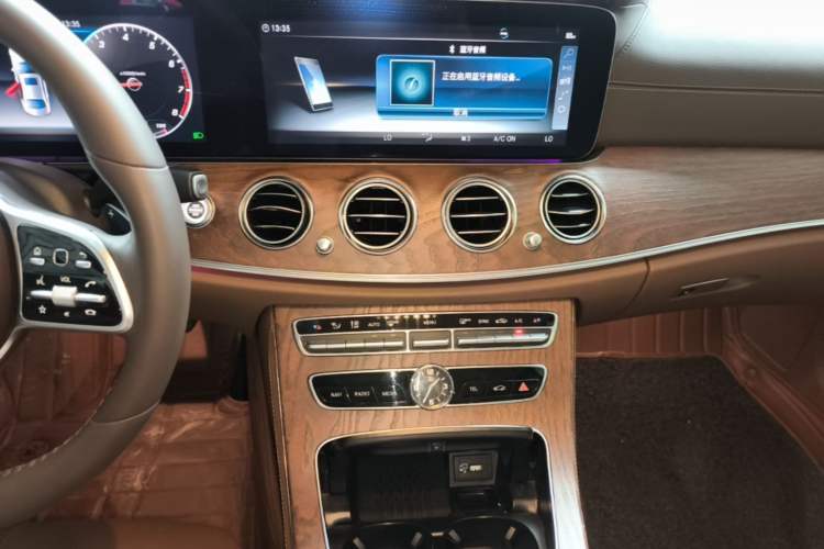 Used Mercedes-Benz E-Class 2020 E 300 L Luxury Model Audio And AC Panel