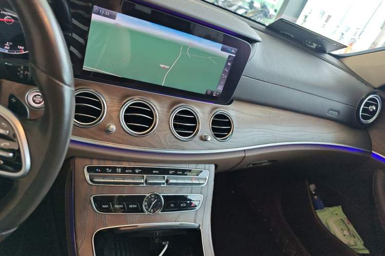 Used Mercedes-Benz E-Class 2020 Facelift E 300 L Stylish Edition Audio And AC Panel