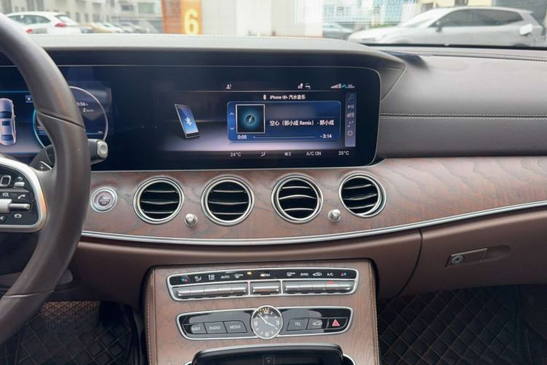Used Mercedes-Benz E-Class 2020 Restyled E 300 L Exclusive Edition Audio And AC Panel