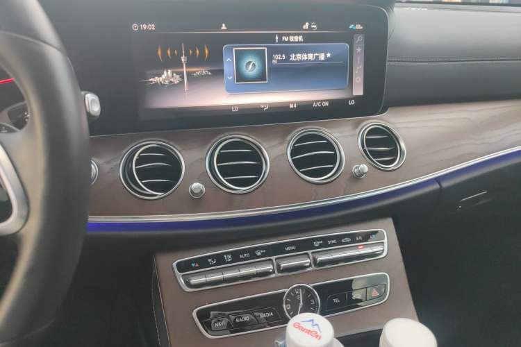 Used Mercedes-Benz E-Class 2020 Facelift E 300 L Stylish Edition Audio And AC Panel