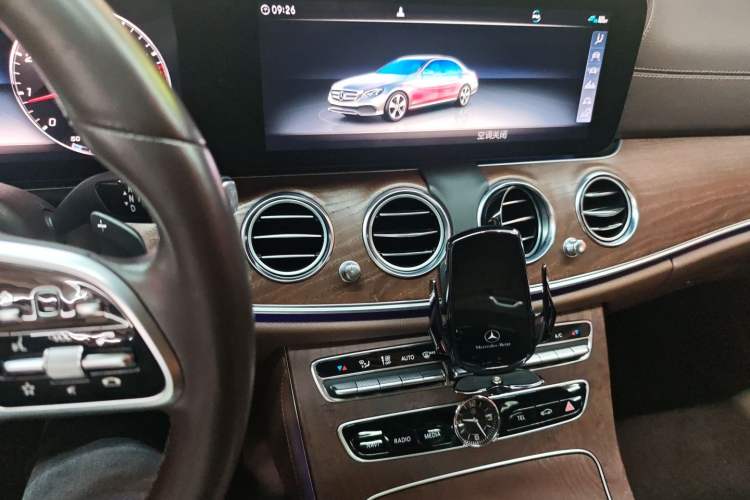 Used Mercedes-Benz E-Class 2020 E 300 L Luxury Model Audio And AC Panel