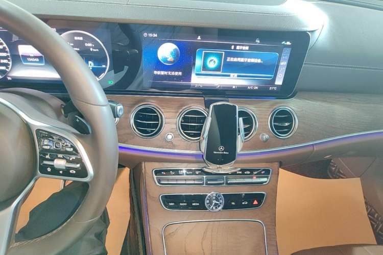 Used Mercedes-Benz E-Class 2020 Restyled E 300 L Exclusive Edition Audio And AC Panel