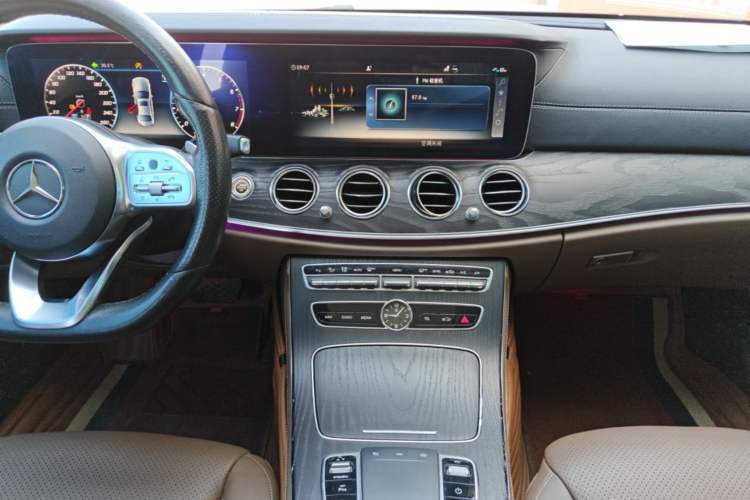 Used Mercedes-Benz E-Class 2020 E 300 L Sport Luxury Edition Audio And AC Panel