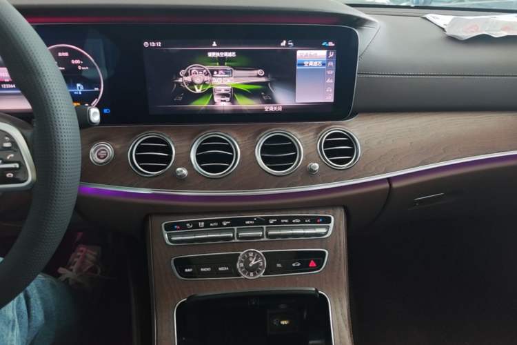 Used Mercedes-Benz E-Class 2020 E 300 L Stylish Model Audio And AC Panel