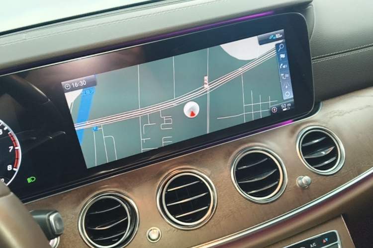 Used Mercedes-Benz E-Class 2020 Restyled E 300 L Exclusive Edition Audio And AC Panel