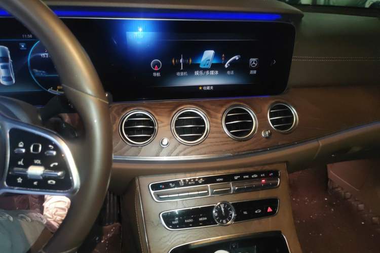 Used Mercedes-Benz E-Class 2020 Facelift E 300 L Stylish Edition Audio And AC Panel