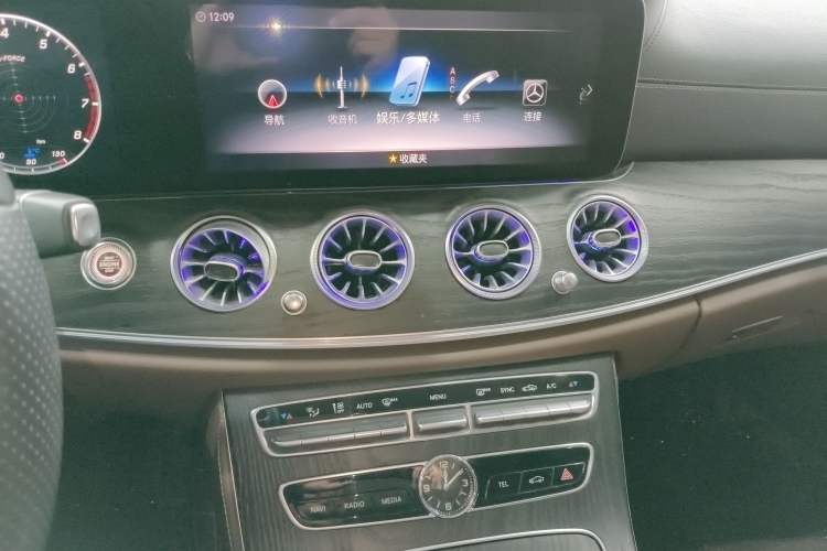 Used Mercedes-Benz E-Class 2020 E 300 L Sporty and Stylish Model Audio And AC Panel