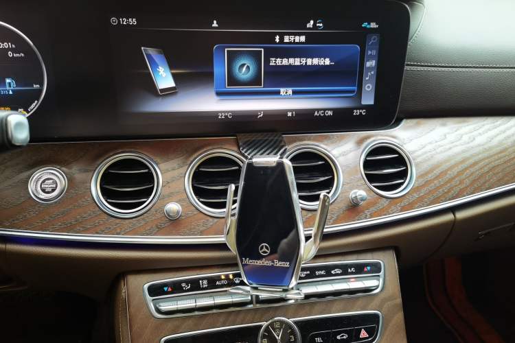 Used Mercedes-Benz E-Class 2020 Facelift E 300 L Stylish Edition Audio And AC Panel