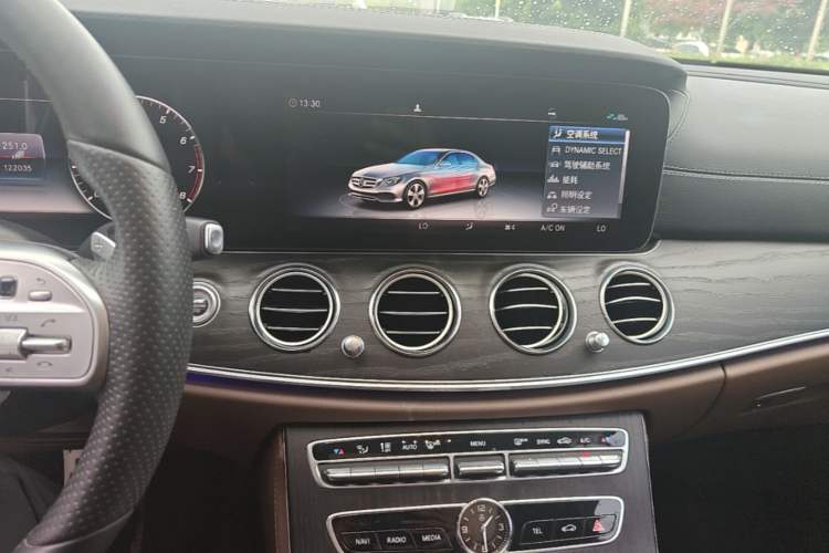 Used Mercedes-Benz E-Class 2020 Restyled E 300 L Sport Exclusive Edition Audio And AC Panel