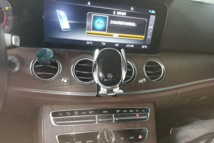 Used Mercedes-Benz E-Class 2020 Facelift E 260 L Audio And AC Panel